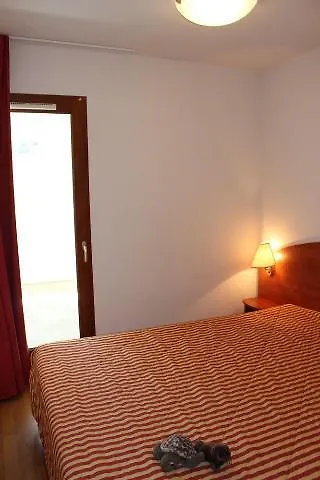 Отель Pierre & Vacances Residence Le Montana Ла-Монжи
